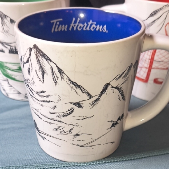 Tim Hortons Mountain Adventure Mug Trio - Skiing Hockey & Canoe - Picture 6 of 16
